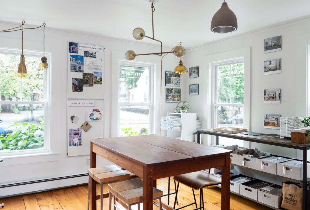 Exploring the Timeless Appeal of Saltbox Style Homes