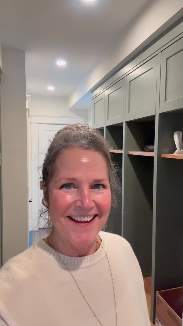 A mudroom that just works—easy, functional, and still feels like it belongs with the rest of the home. ✨

Check out our Pinterest for mentioned materials-link in bio.